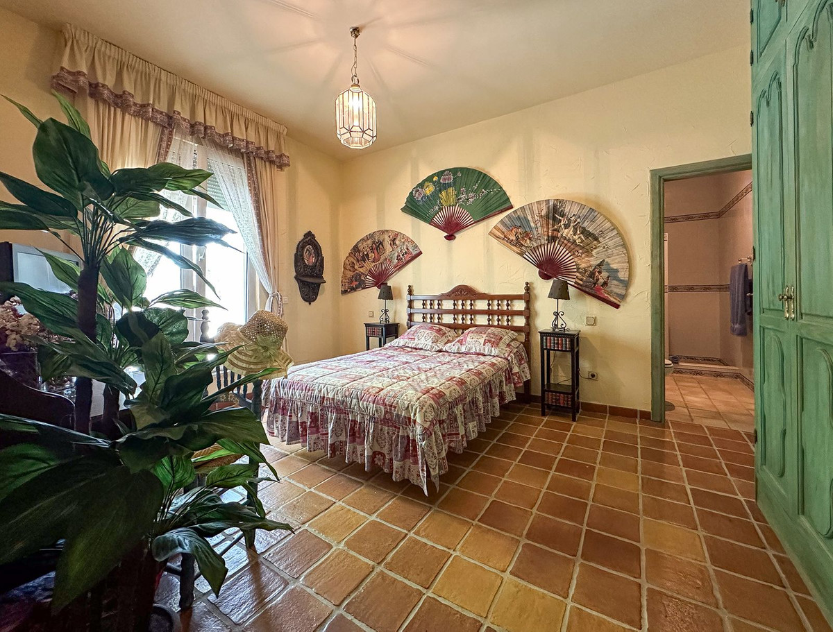 Se vende Villa - Chalet de 9 dormitorios en Costa Del Sol, Málaga, España