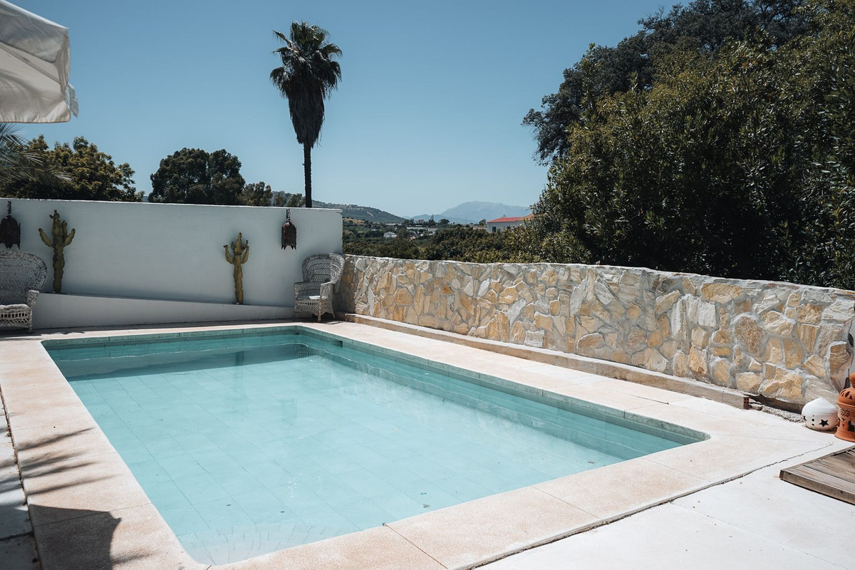 10 Bed Commercial unit for sale in Alhaurín El Grande Costa Del Sol, Málaga, Spain