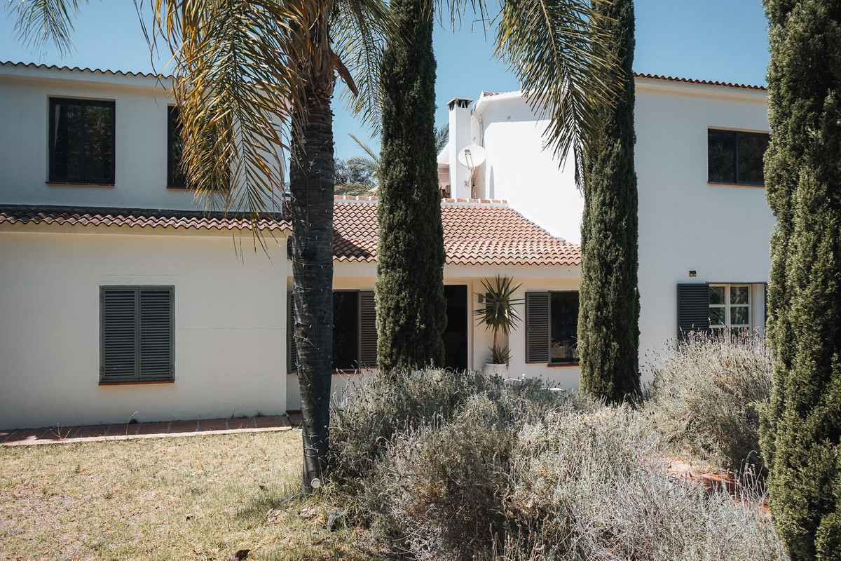 10 Bed Commercial unit for sale in Alhaurín El Grande Costa Del Sol, Málaga, Spain