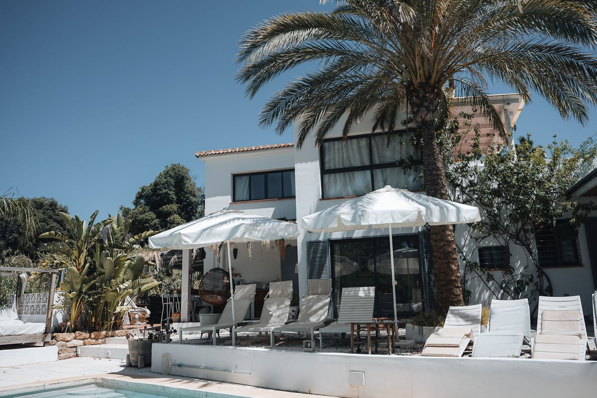 10 Bed Commercial unit for sale in Alhaurín El Grande Costa Del Sol, Málaga, Spain