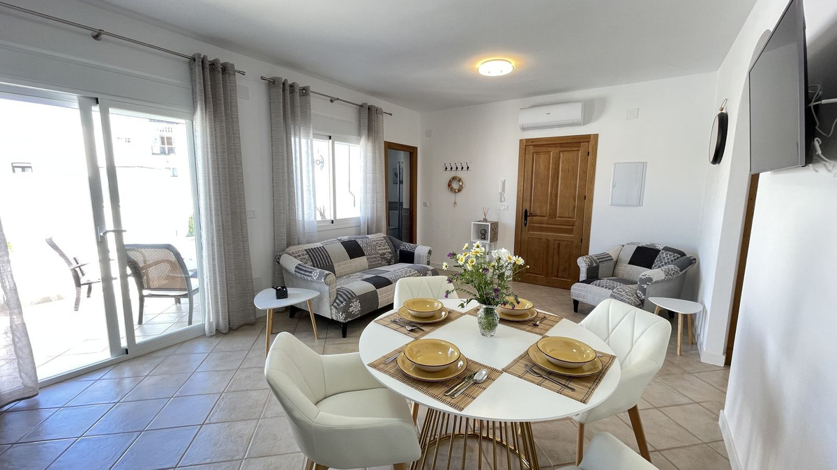 5 Bed Townhouse for sale in Alhaurín El Grande Costa Del Sol, Málaga, Spain