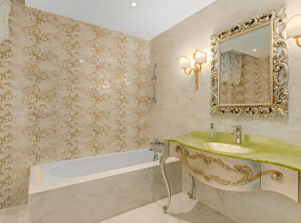 Se vende Villa - Chalet de 8 dormitorios en Costa Del Sol, Málaga, España