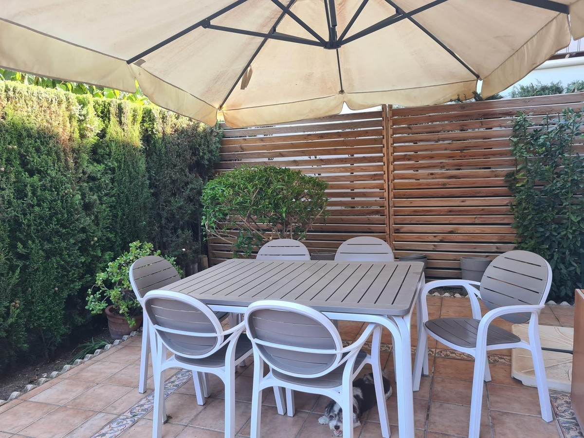 Se vende Bungalow de 5 dormitorios en Costa Blanca, Alicante, España
