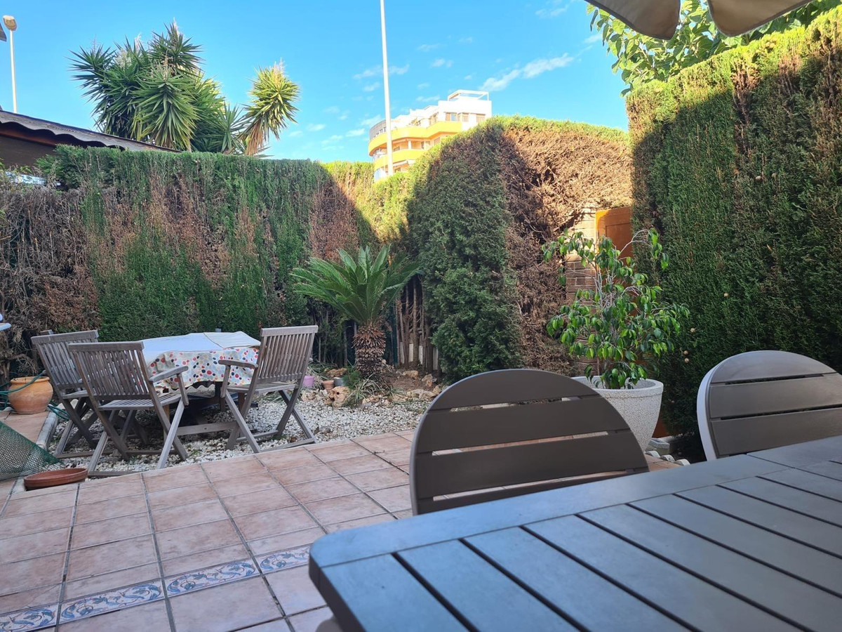 Se vende Bungalow de 5 dormitorios en Costa Blanca, Alicante, España