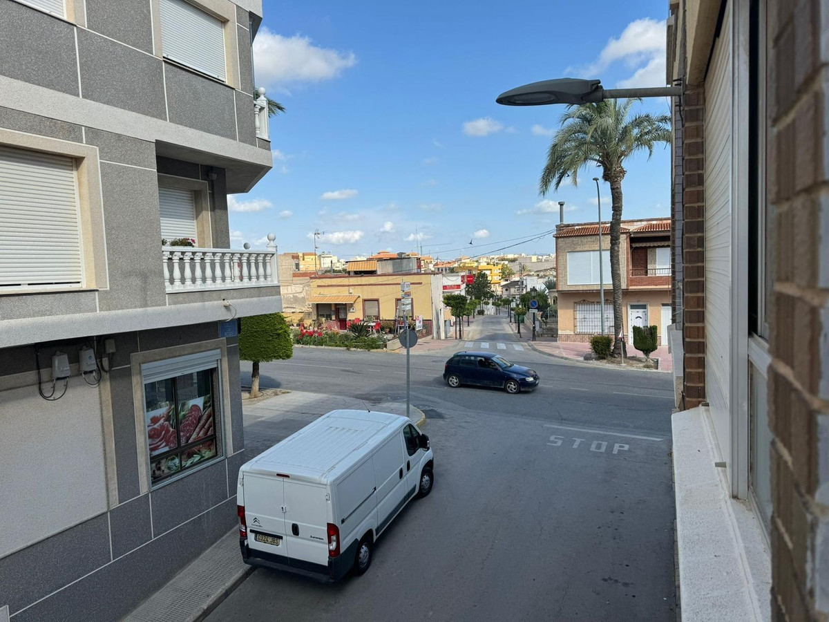 Se vende Apartamento Planta Media de 3 dormitorios en Costa Blanca, Alicante, España