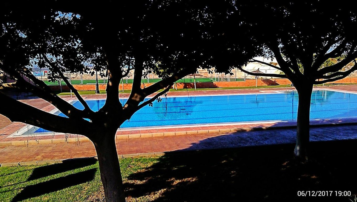 Se vende Apartamento Planta Media de 3 dormitorios en Costa Blanca, Alicante, España