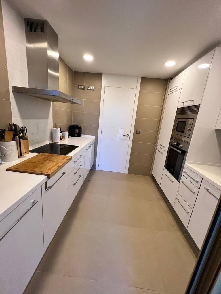 Se vende Apartamento Planta Media de 2 dormitorios en Costa Blanca, Alicante, España