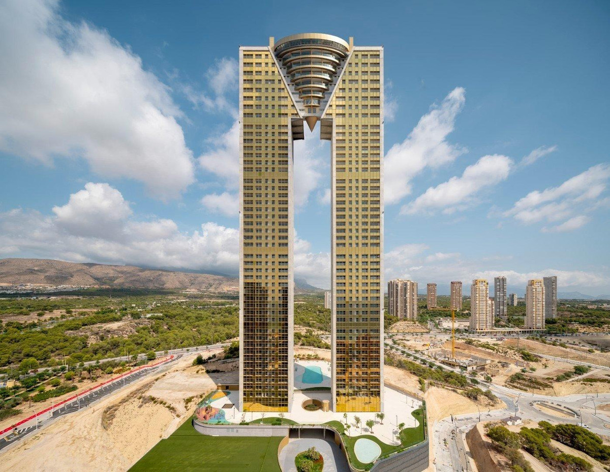 Se vende Apartamento Planta Media de 2 dormitorios en Costa Blanca, Alicante, España