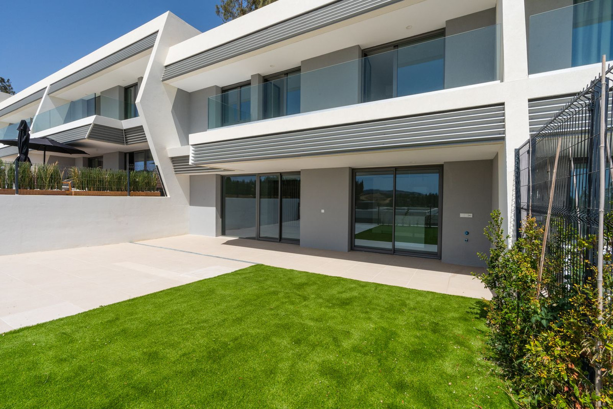 3 Bed Townhouse for sale in El Chaparral Costa Del Sol, Málaga, Spain