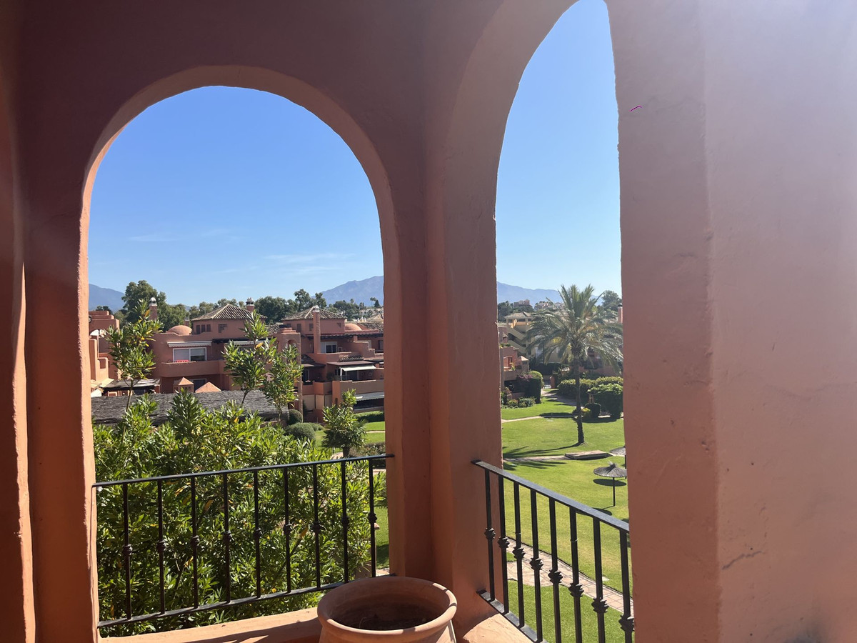 Se vende Apartamento Planta Media de 3 dormitorios en Costa Del Sol, Málaga, España
