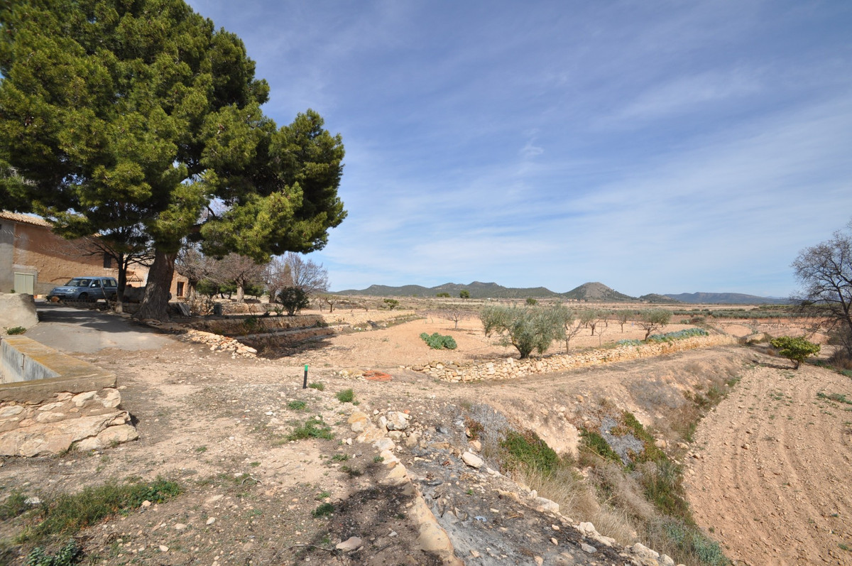 6 Bed Townhouse for sale in Monóvar Costa Blanca, Alicante, Spain