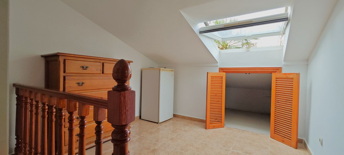 2 Bed Apartment for sale in Benalmadena Costa Costa Del Sol, Málaga, Spain