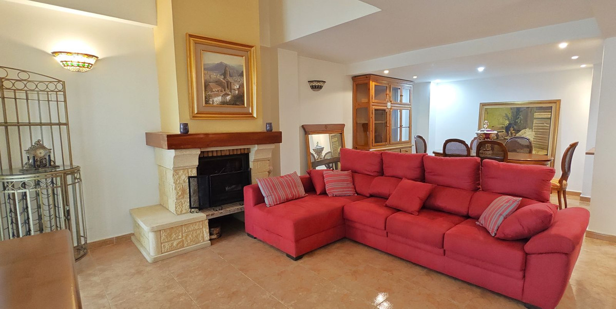 2 Bed Apartment for sale in Benalmadena Costa Costa Del Sol, Málaga, Spain