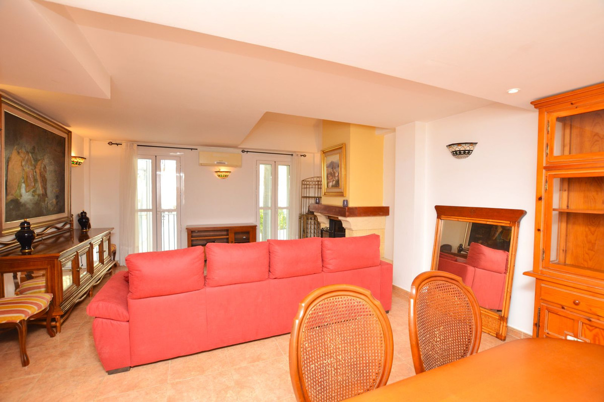 2 Bed Apartment for sale in Benalmadena Costa Costa Del Sol, Málaga, Spain