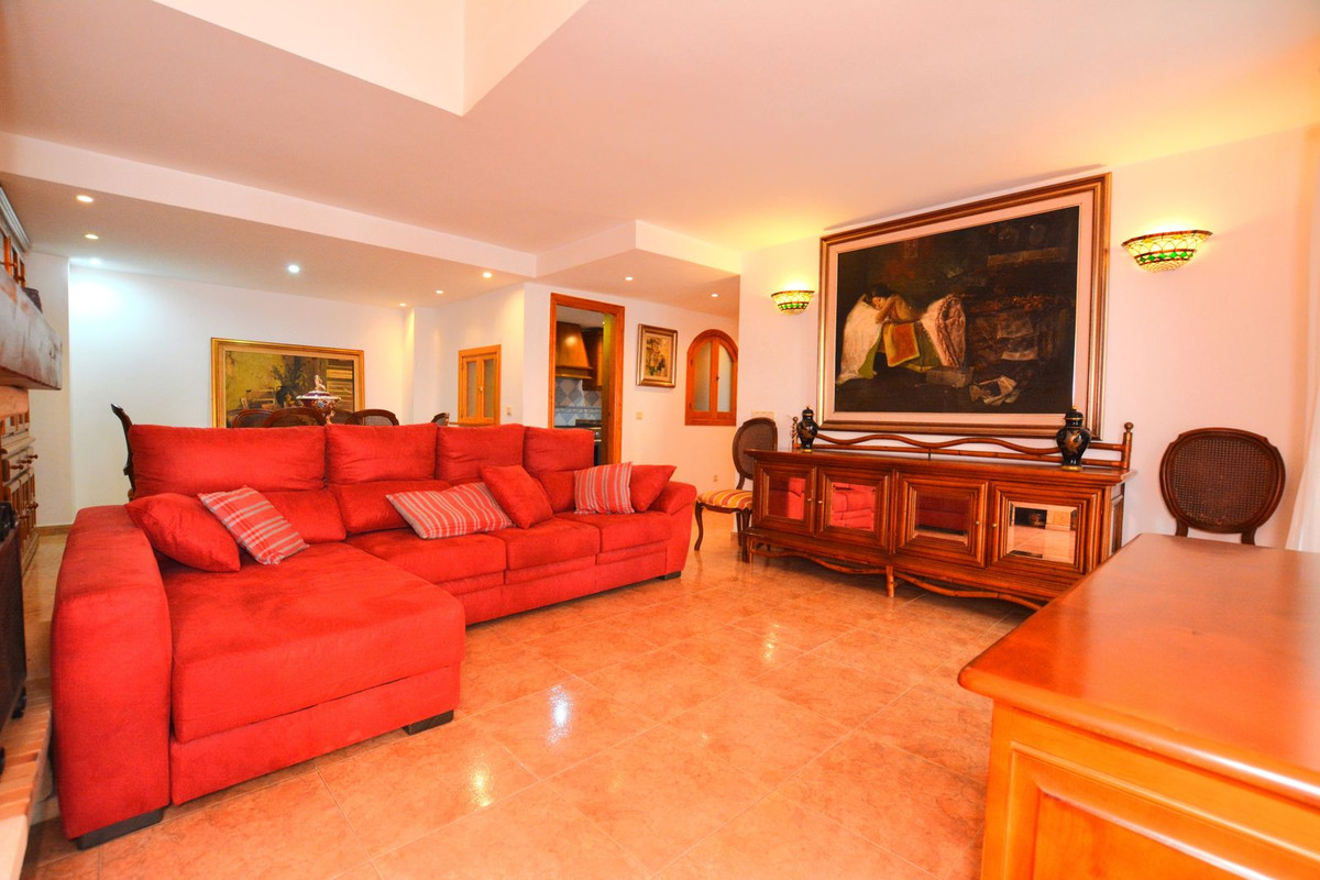 2 Bed Apartment for sale in Benalmadena Costa Costa Del Sol, Málaga, Spain