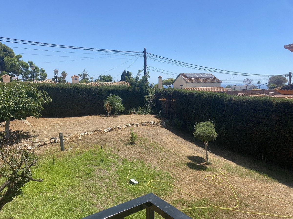 3 Bed Townhouse for sale in La Capellania Costa Del Sol, Málaga, Spain