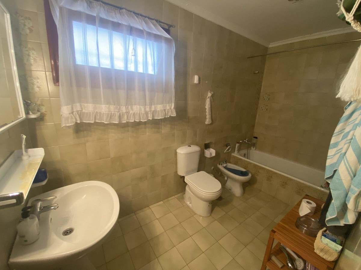 3 Bed Townhouse for sale in La Capellania Costa Del Sol, Málaga, Spain