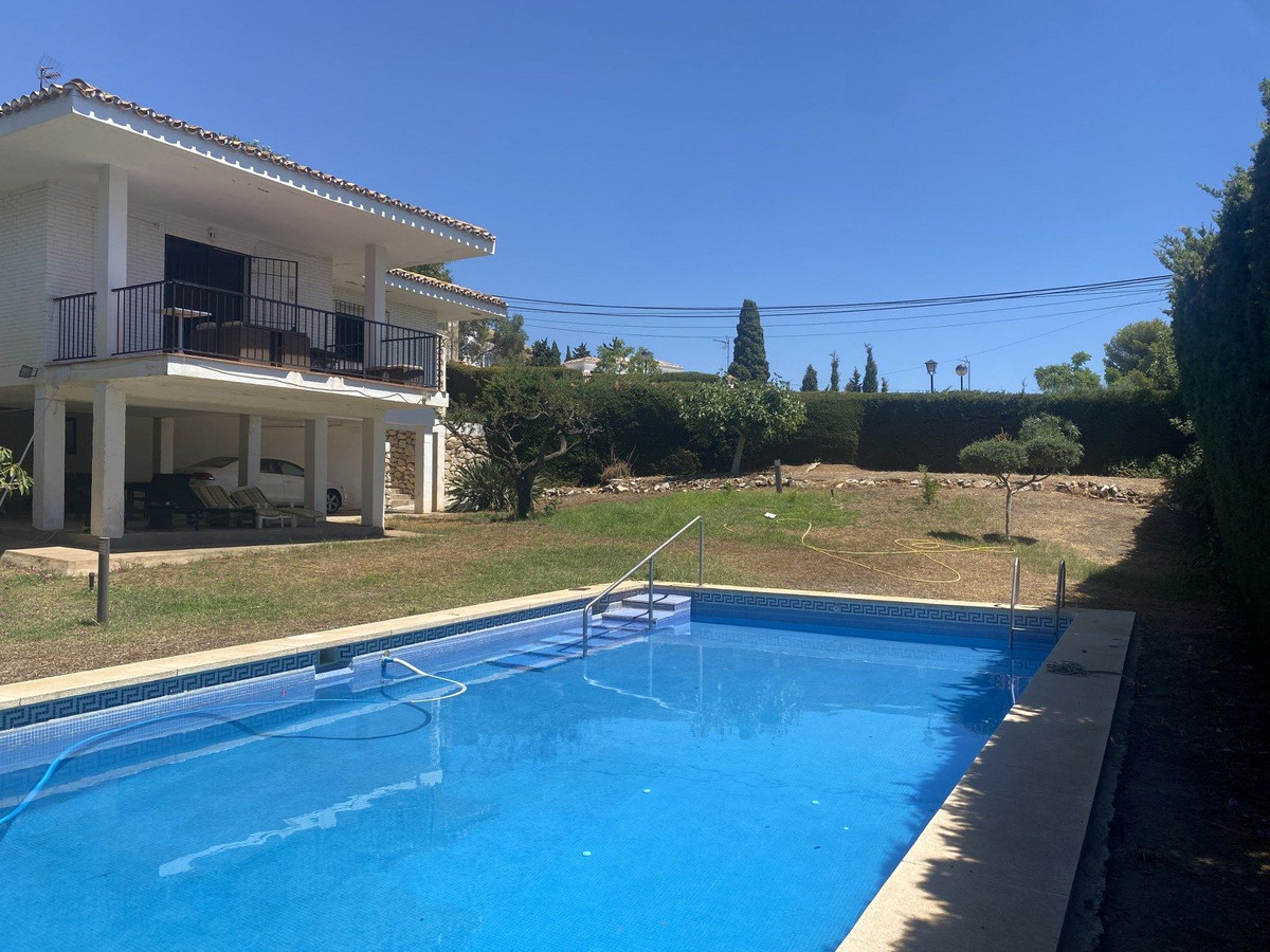 3 Bed Townhouse for sale in La Capellania Costa Del Sol, Málaga, Spain