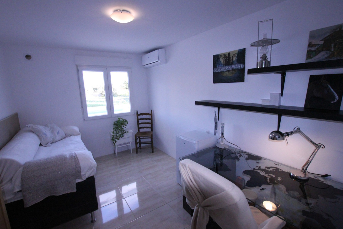 Se vende Finca - Cortijo de 5 dormitorios en Costa Blanca, Alicante, España