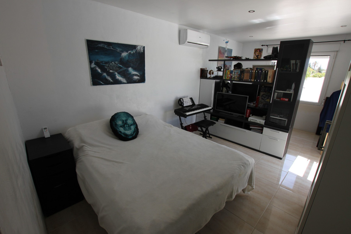 Se vende Finca - Cortijo de 5 dormitorios en Costa Blanca, Alicante, España