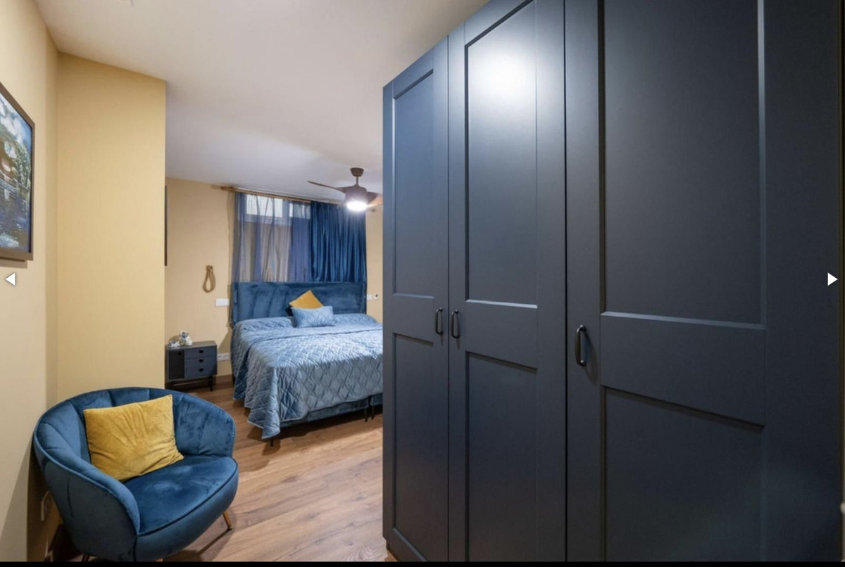 Se vende Apartamento Planta Baja de 5 dormitorios en Costa Del Sol, Málaga, España