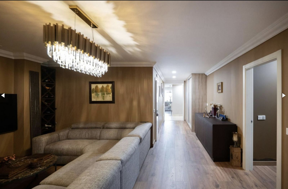 Se vende Apartamento Planta Baja de 5 dormitorios en Costa Del Sol, Málaga, España