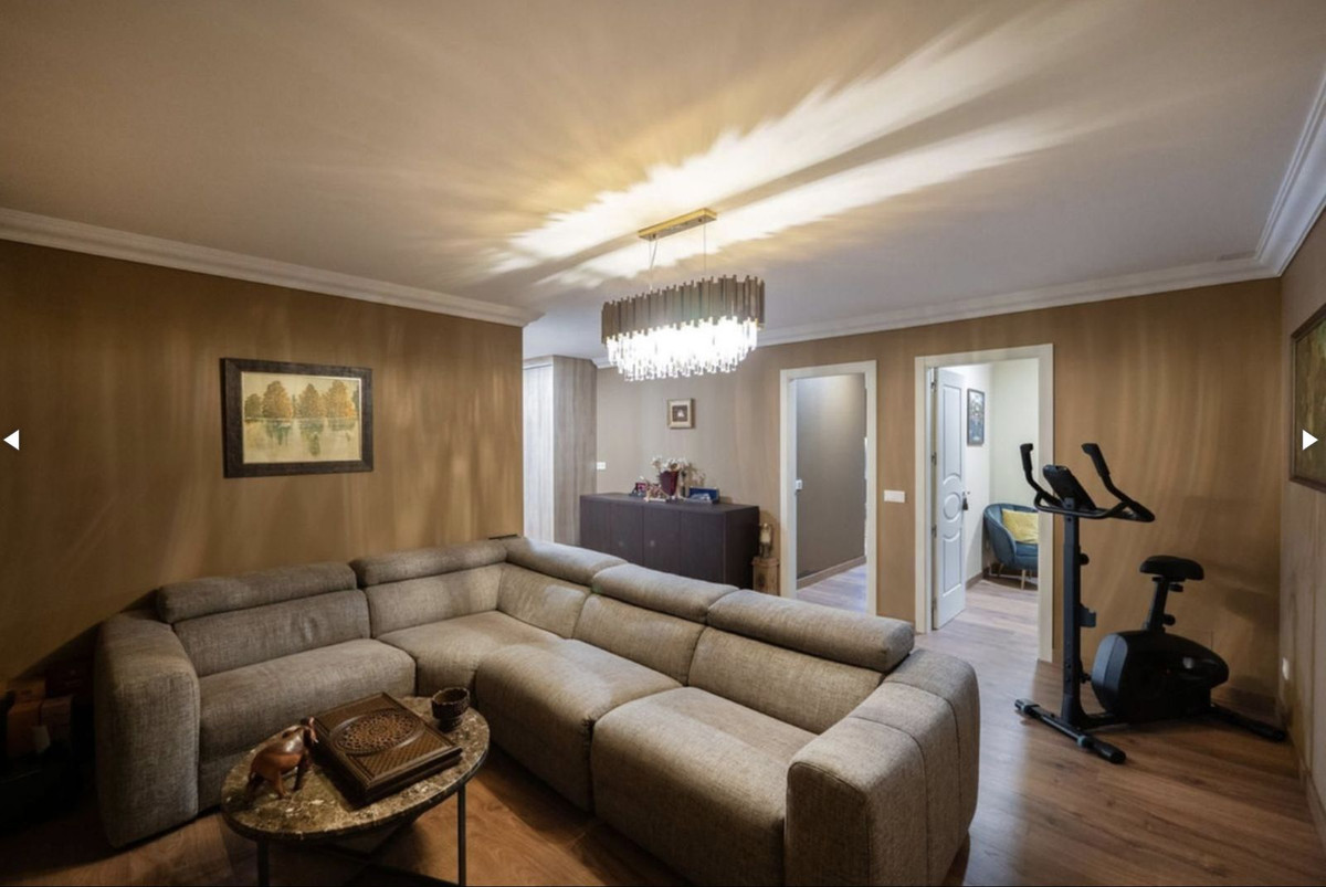 Se vende Apartamento Planta Baja de 5 dormitorios en Costa Del Sol, Málaga, España