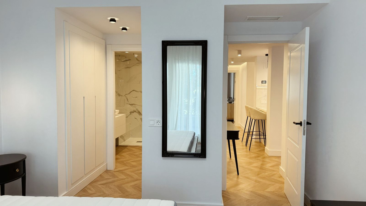 Se vende Apartamento Planta Baja de 3 dormitorios en Costa Del Sol, Málaga, España