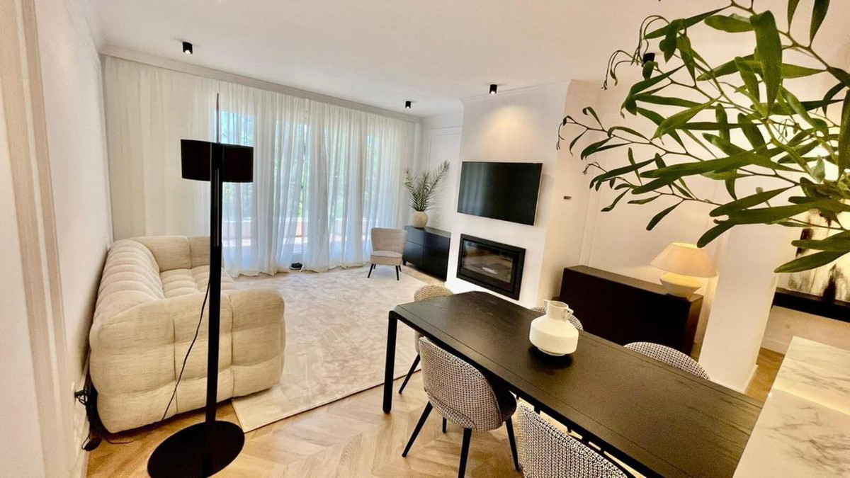 Se vende Apartamento Planta Baja de 3 dormitorios en Costa Del Sol, Málaga, España