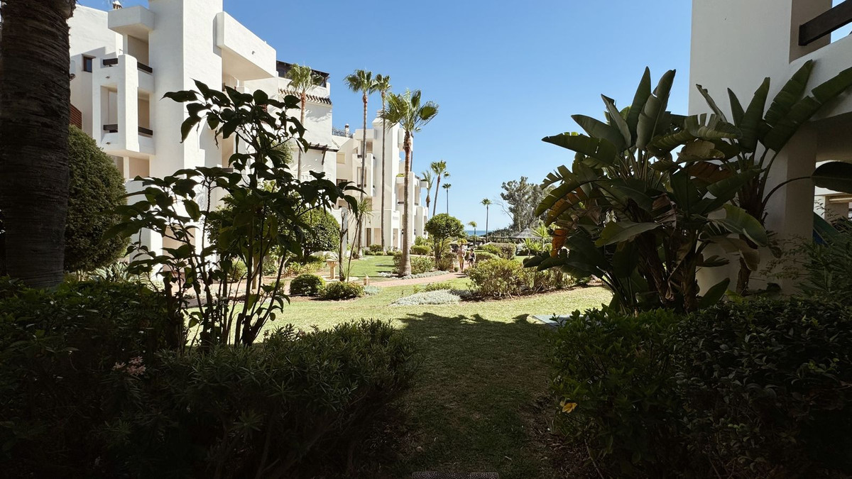 Se vende Apartamento Planta Baja de 3 dormitorios en Costa Del Sol, Málaga, España