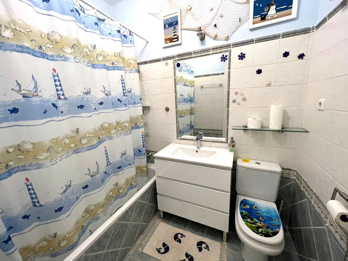 Se vende Pareada de 3 dormitorios en Costa Del Sol, Málaga, España