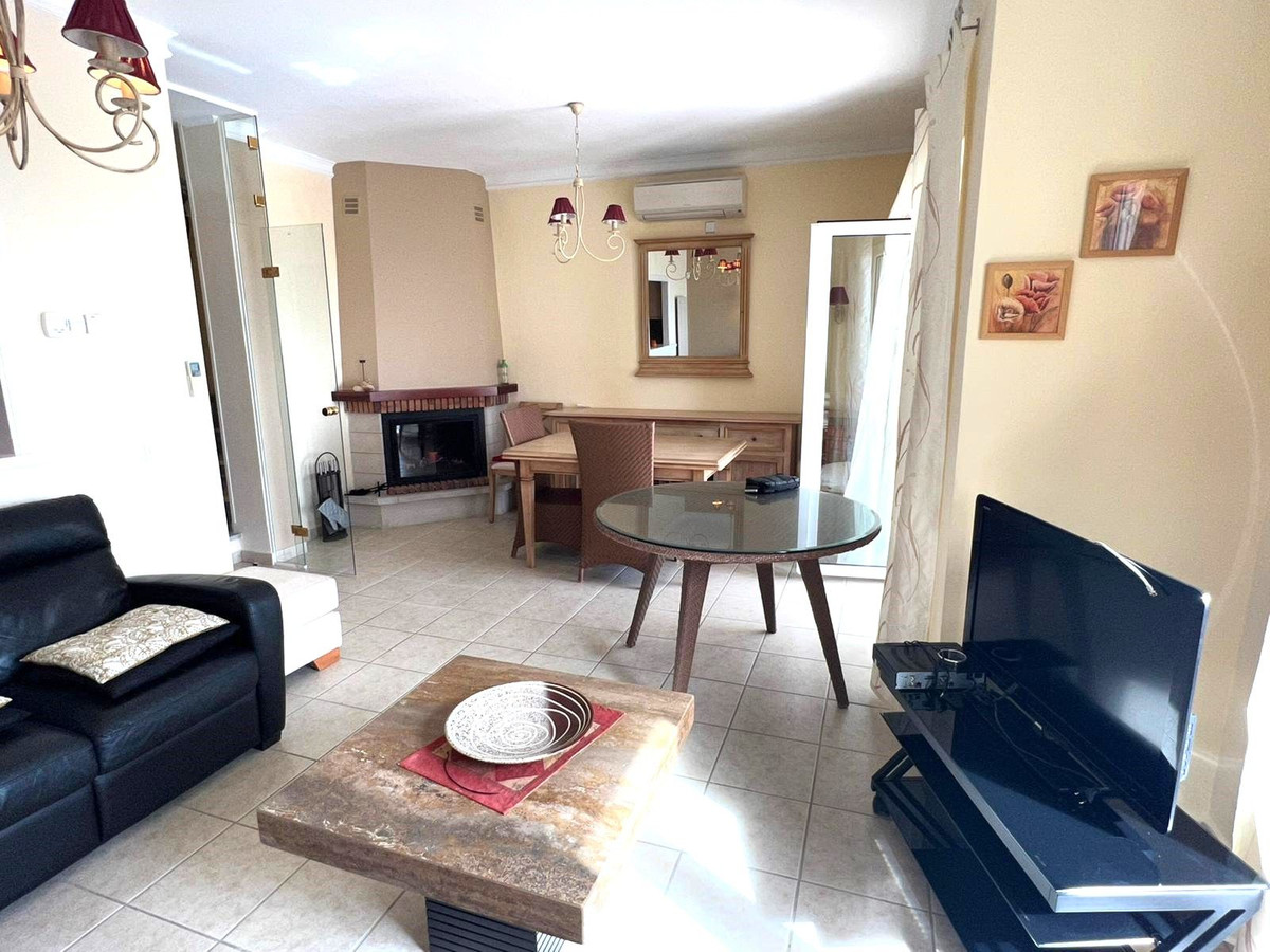 Se vende Pareada de 3 dormitorios en Costa Del Sol, Málaga, España