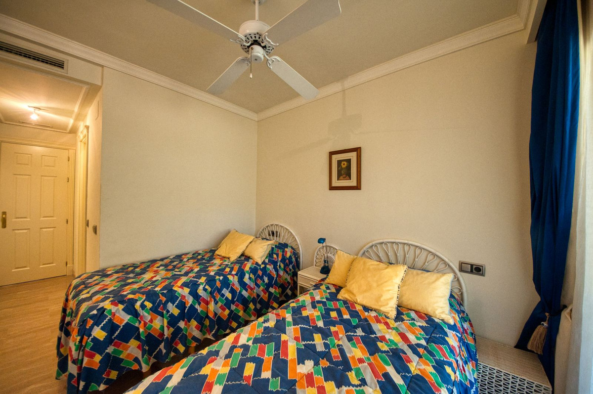 2 Bed Apartment for sale in Sierra Blanca Costa Del Sol, Málaga, Spain