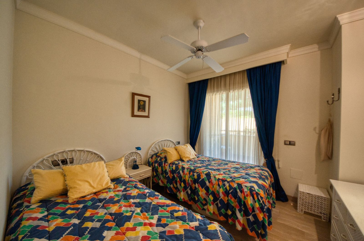 2 Bed Apartment for sale in Sierra Blanca Costa Del Sol, Málaga, Spain