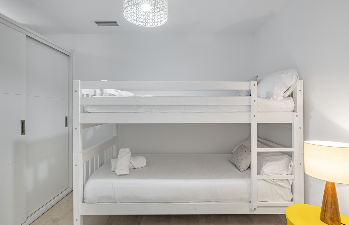 1 Bed Apartment for sale in The Golden Mile Costa Del Sol, Málaga, Spain