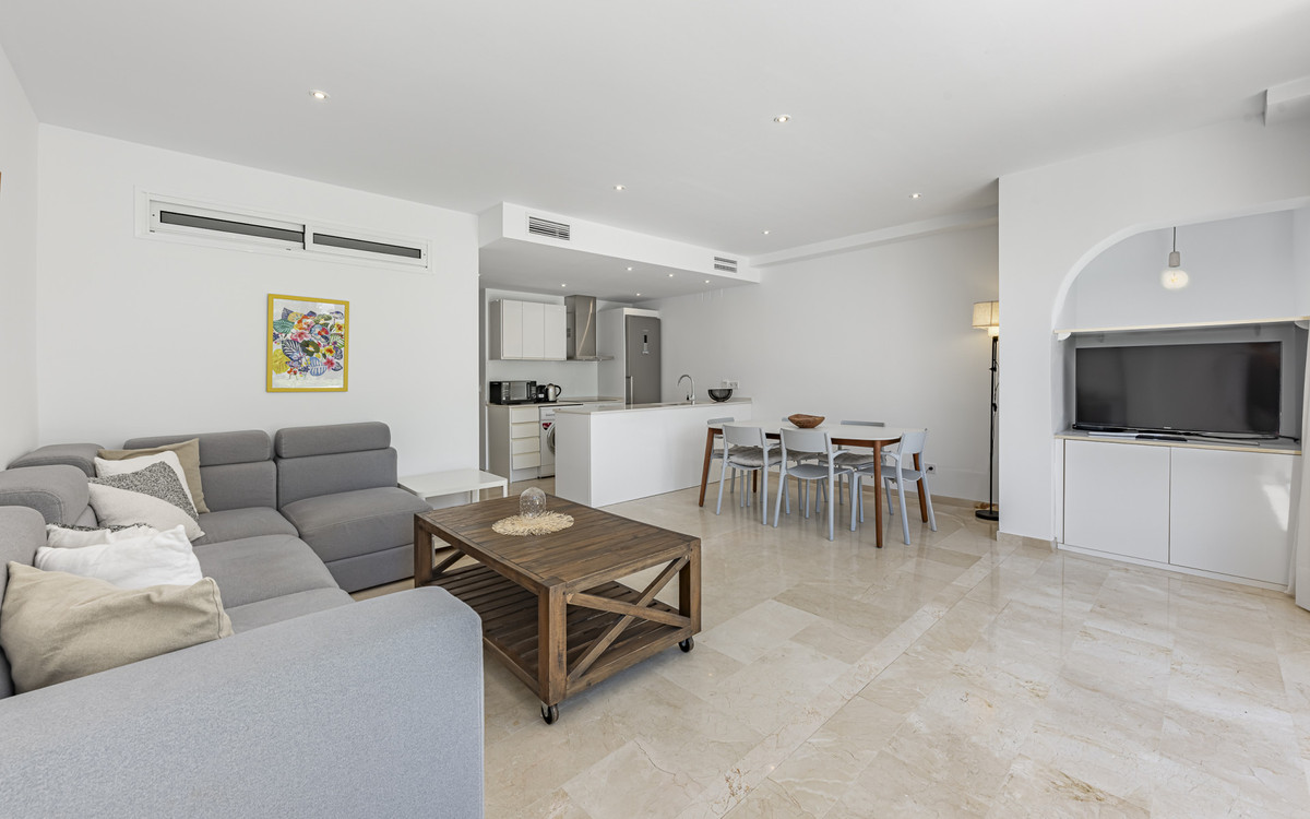 1 Bed Apartment for sale in The Golden Mile Costa Del Sol, Málaga, Spain