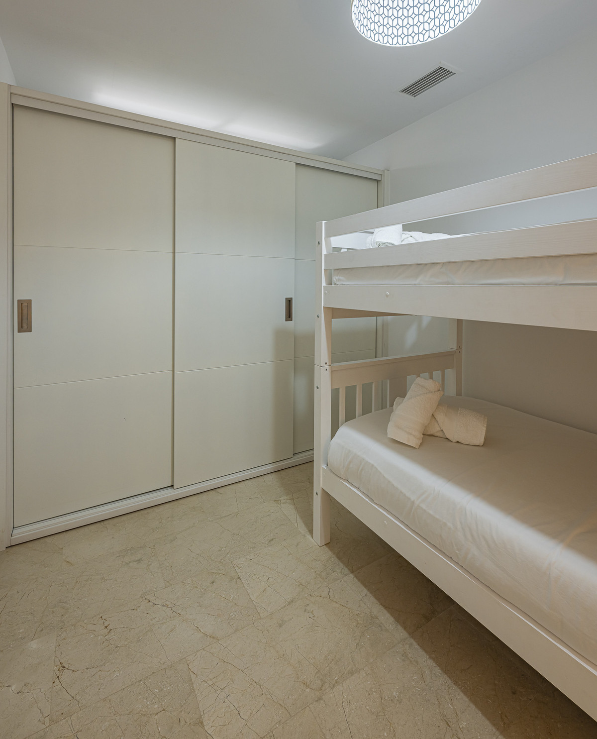 1 Bed Apartment for sale in The Golden Mile Costa Del Sol, Málaga, Spain