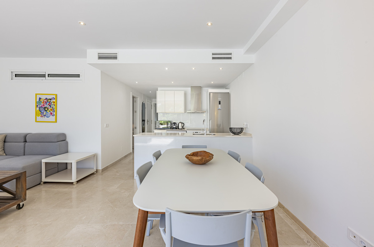 1 Bed Apartment for sale in The Golden Mile Costa Del Sol, Málaga, Spain
