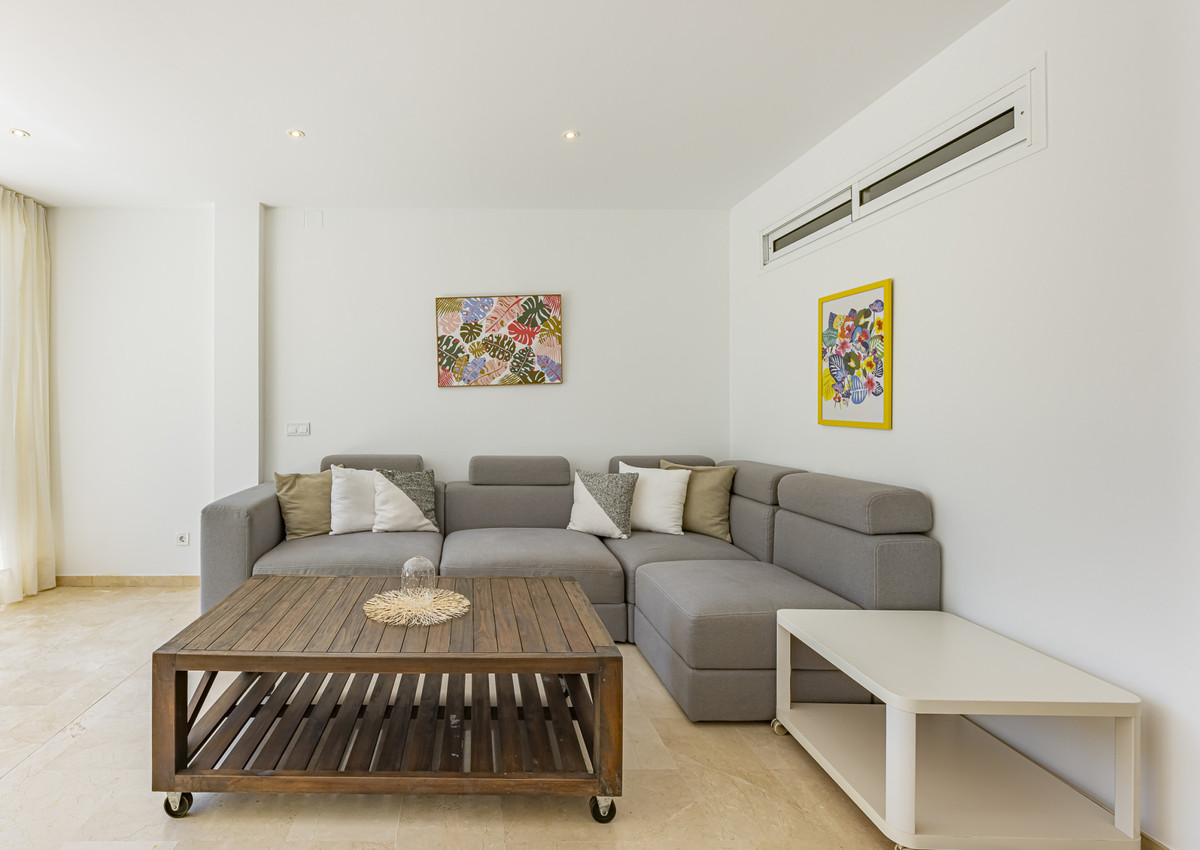 1 Bed Apartment for sale in The Golden Mile Costa Del Sol, Málaga, Spain