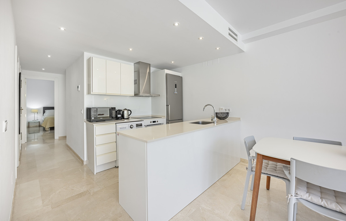 1 Bed Apartment for sale in The Golden Mile Costa Del Sol, Málaga, Spain
