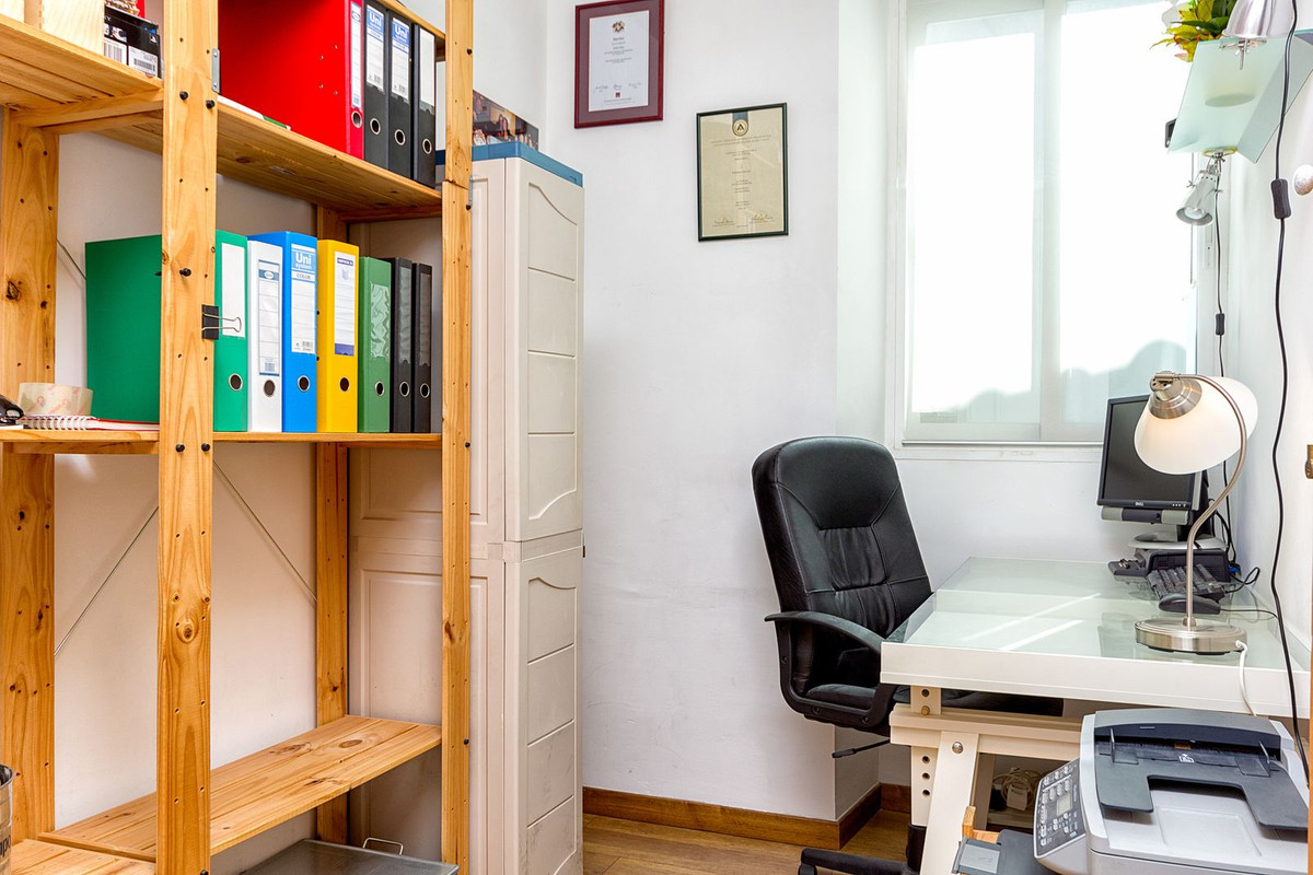 Se vende Apartamento Planta Media de 2 dormitorios en Costa Del Sol, Málaga, España