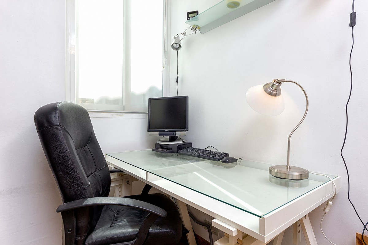 Se vende Apartamento Planta Media de 2 dormitorios en Costa Del Sol, Málaga, España