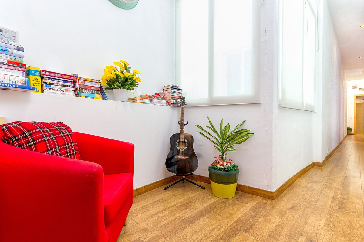 Se vende Apartamento Planta Media de 2 dormitorios en Costa Del Sol, Málaga, España
