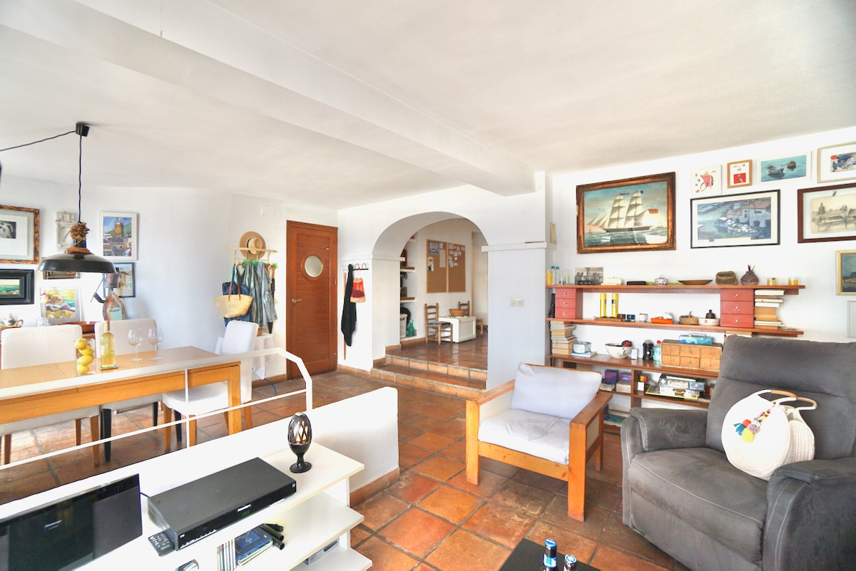 4 Bed Apartment for sale in Moraira Costa Blanca, Alicante, Spain