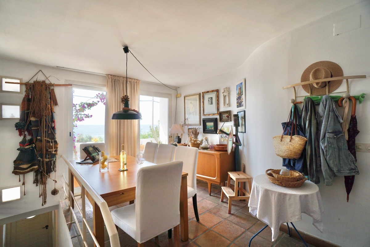 4 Bed Apartment for sale in Moraira Costa Blanca, Alicante, Spain