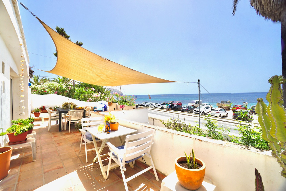 4 Bed Apartment for sale in Moraira Costa Blanca, Alicante, Spain
