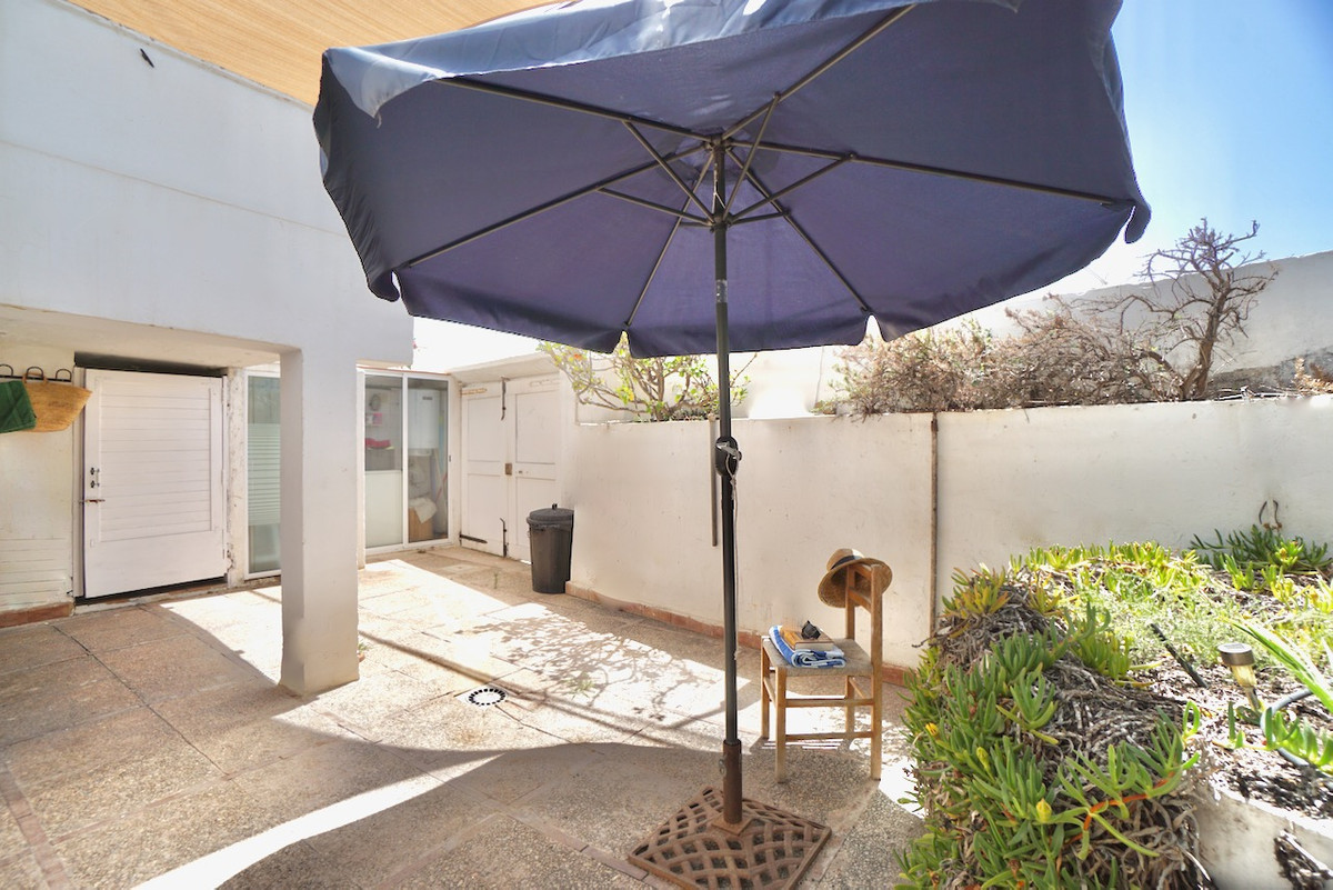 4 Bed Apartment for sale in Moraira Costa Blanca, Alicante, Spain