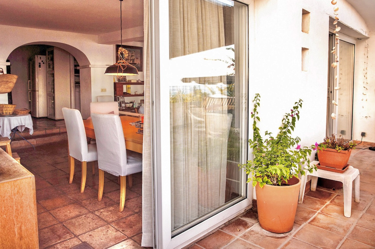4 Bed Apartment for sale in Moraira Costa Blanca, Alicante, Spain