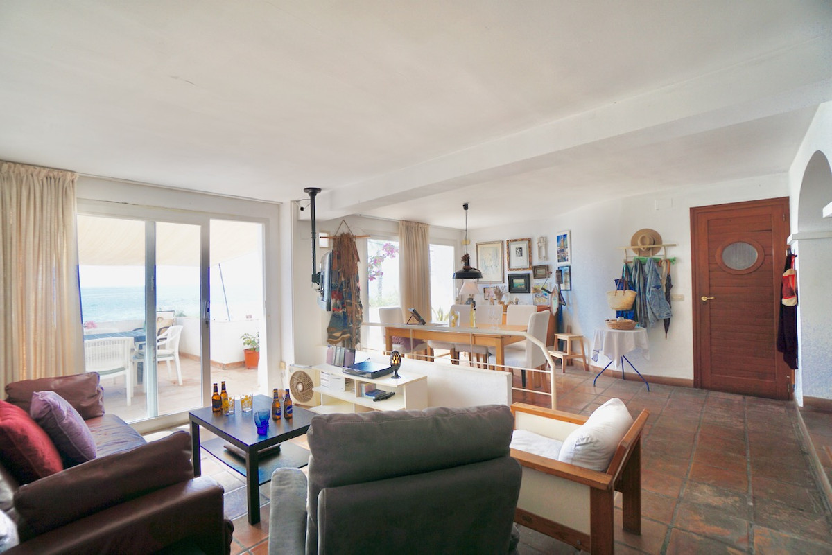 4 Bed Apartment for sale in Moraira Costa Blanca, Alicante, Spain