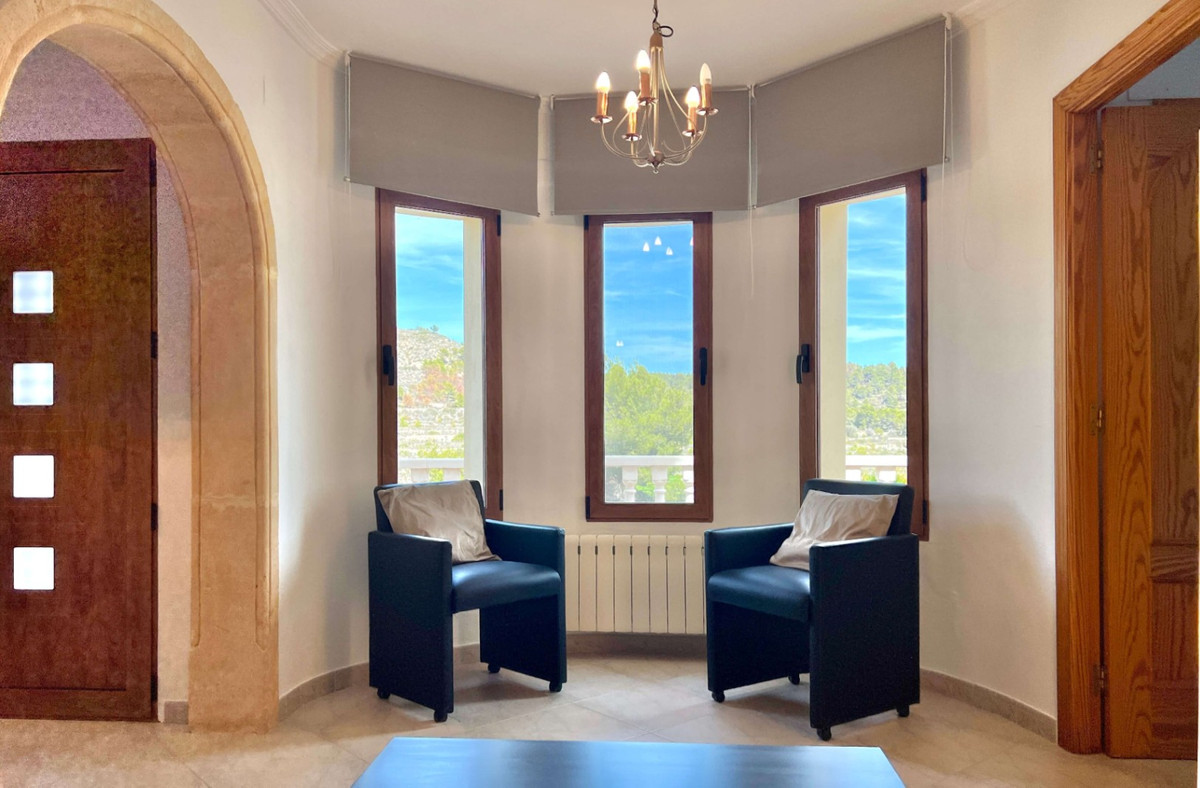 4 Bed Townhouse for sale in Calpe Costa Blanca, Alicante, Spain